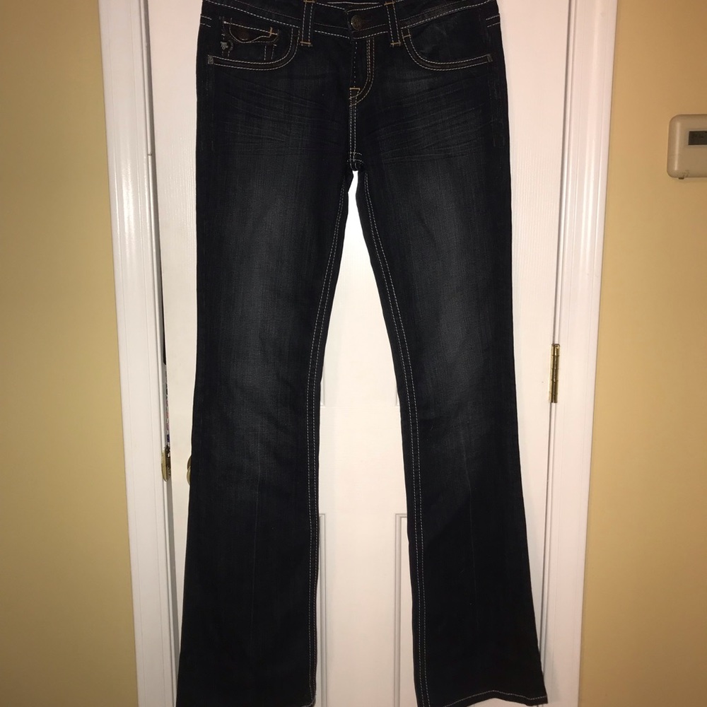 CLOSET BLOW OUT SALE... EVERYTHING MUST GO!!